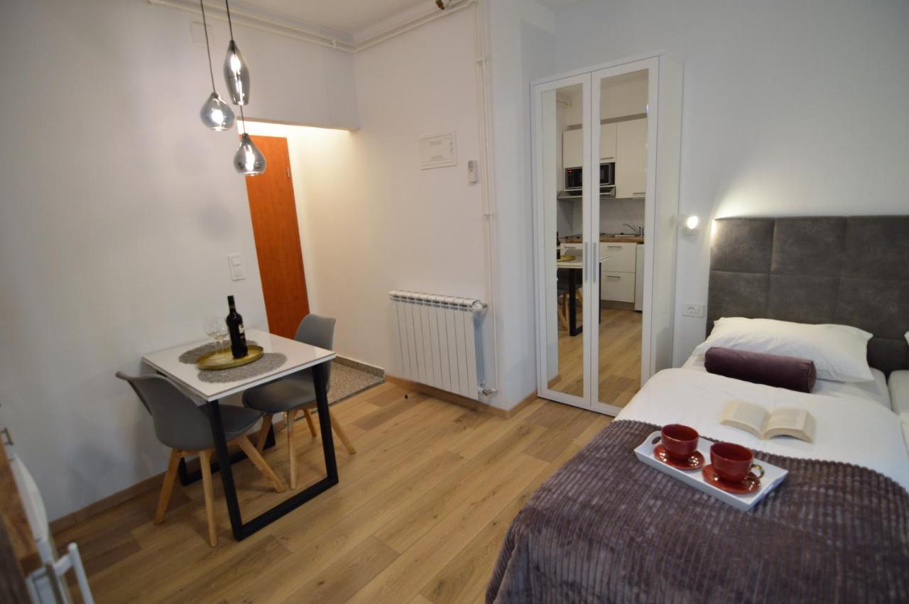 Apartments Amari 스타리그라드 파클레니차 외부 사진