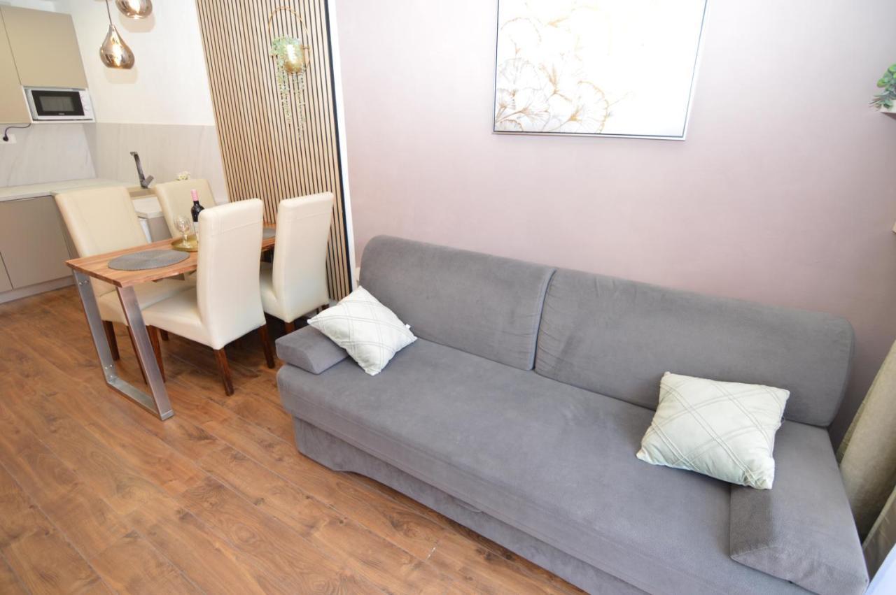 Apartments Amari 스타리그라드 파클레니차 외부 사진