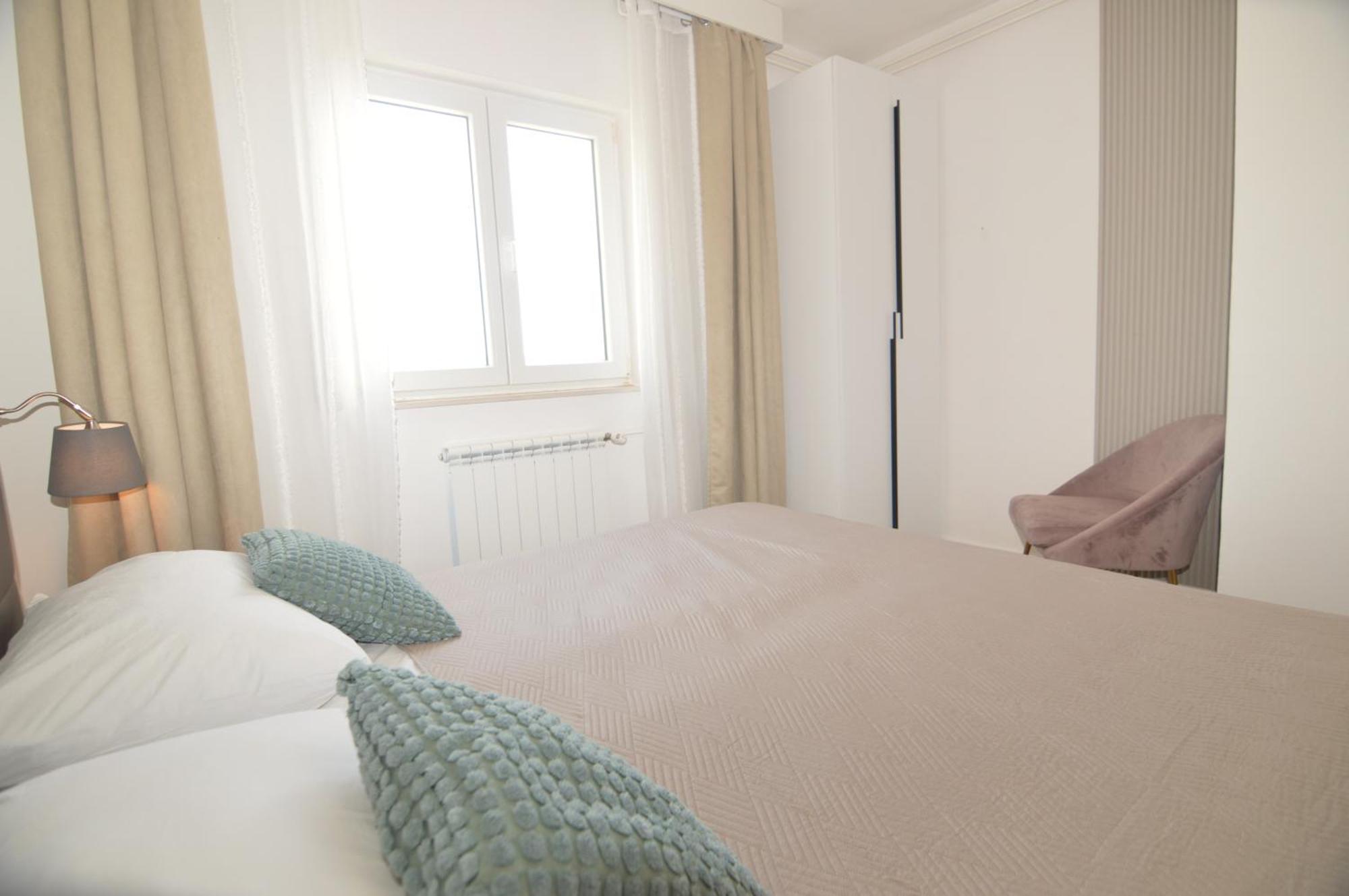 Apartments Amari 스타리그라드 파클레니차 외부 사진
